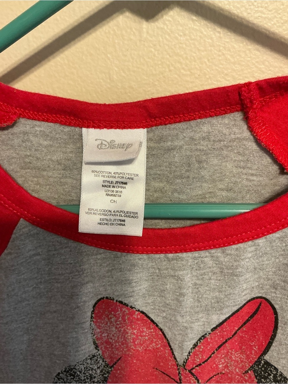 Disney Minnie Mouse Graphic Tee – Size CH Small - Picture 5 of 5